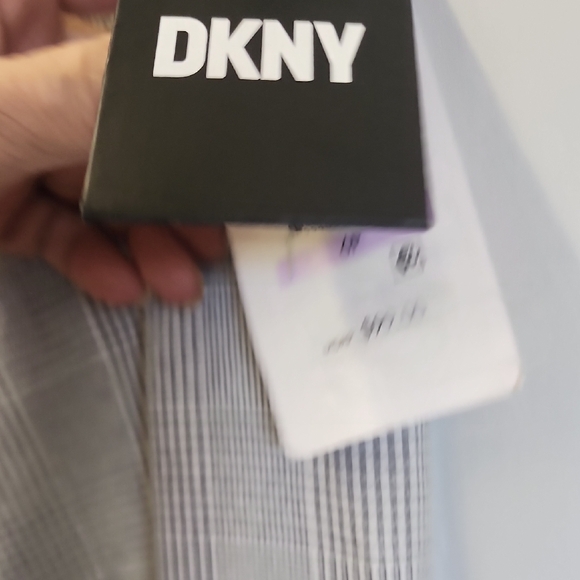 (0428) DKNY Gray Wide-Leg Trousers - Picture 3 of 9